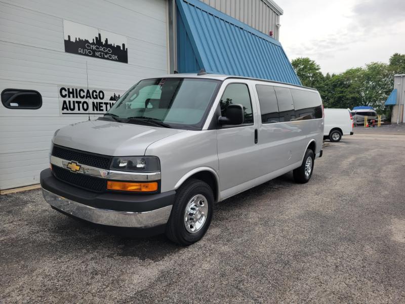 chevrolet express passenger 2017 1GAZGPFF8H1294768 image chevrolet express passenger 2017 1GAZGPFF8H1294768 image